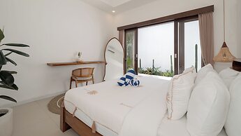 Villa Victoria 2 by Villa Finder