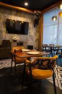 Auris Hotel&Restobar