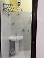 Shri Awadh Hotel