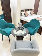 Shri Awadh Hotel