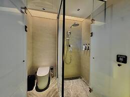 Wanda Moments Hotel Jingshan