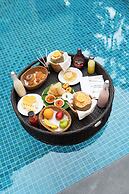 Victor Exotica an Indy Resort
