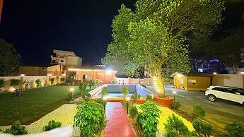 Devora Resort