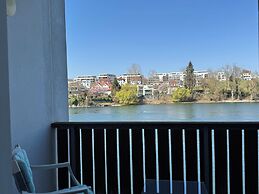 Hotel Schiff am Rhein