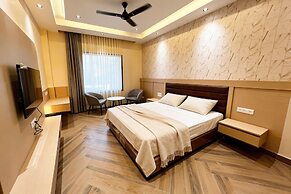 Eco Satva Ayodhya - Kitchen With No-Onion No-Garlic