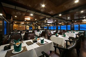 Halong Deluxe 1 Cruise