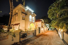 Staymaster White Castle-4BHK
