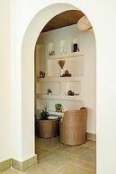 Staymaster White Castle-4BHK