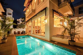 Staymaster White Castle-4BHK