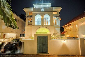 Staymaster White Castle-4BHK