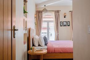 Staymaster White Castle-4BHK
