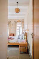 Staymaster White Castle-4BHK