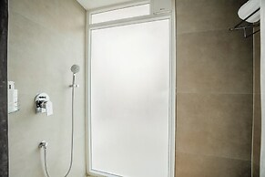 Staymaster White Castle-4BHK