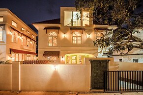 Staymaster White Castle-4BHK