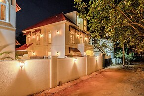 Staymaster White Castle-4BHK