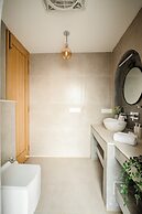 Staymaster White Castle-4BHK