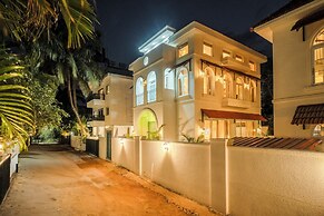 Staymaster White Castle-4BHK