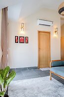 Staymaster White Castle-4BHK