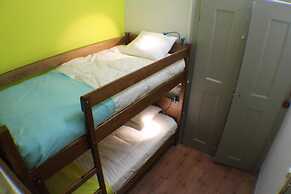 Meeting Hostel