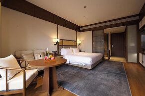 Chongqing Menghua Lushe Hotel