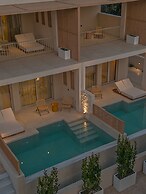 Kiva Luxury Suites & Villas