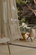 Kiva Luxury Suites & Villas