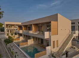 Kiva Luxury Suites & Villas