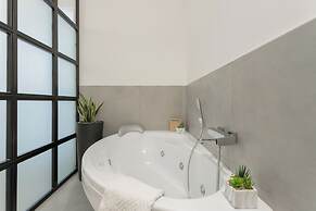 VOLTA COLLECTION BY HALLDIS