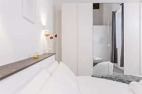 VOLTA COLLECTION BY HALLDIS