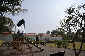 Vanray Farm And Resort