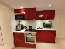 Separate Apartment in Attractive Villa