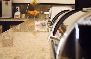 Spring Water Hotel & Suites