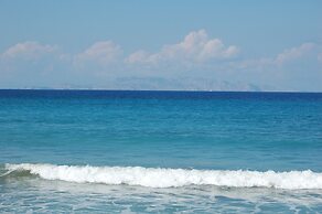 Paradisi Sea Escape Near the Beach