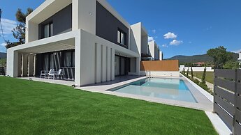 Viridian Exclusive Villas