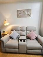 Peaceful Staycation Studio