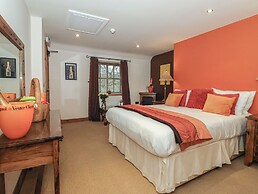 Champagne Cottage