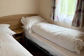 Sheena Beautiful Static Caravan Hoburne Devon Bay