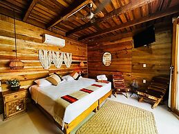 Straw hat suites La punta
