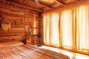 Straw hat suites La punta