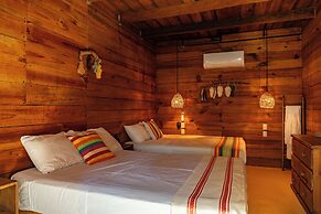 Straw hat suites La punta
