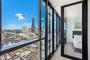 Skyline Apartment in Fortitude Valley