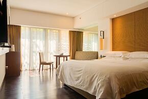 Baiyun Lakeside Hotel
