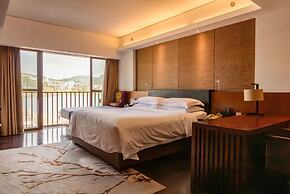 Baiyun Lakeside Hotel