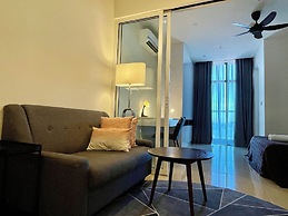Seaview Bliss Studio - Tropical Elegance