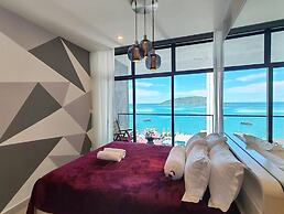 Seaview Bliss Studio - Tropical Elegance
