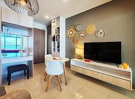 Seaview Bliss Studio - Tropical Elegance