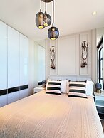 Seaview Bliss Studio - Tropical Elegance