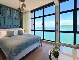 Seaview Bliss Studio - Tropical Elegance
