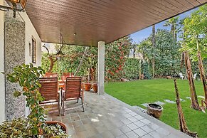 Casa Viola Garden
