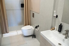 SeaStar Boutique Hotel